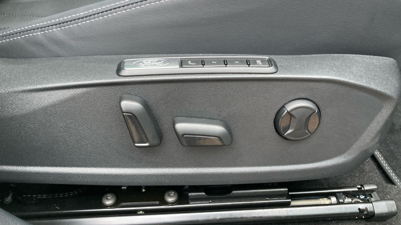 Ford Explorer 210kW Premium 77kWh 5dr Auto Electric Estate